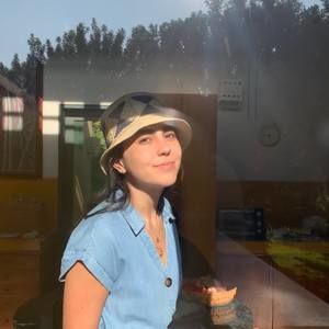 Meet your Posher, Alana